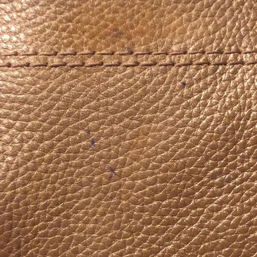 Coach purse - Picture 4 of 9